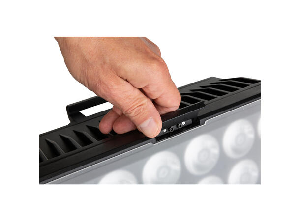 BRITEQ BTI-AKKUCHROMA LED Projector - Bilde 8